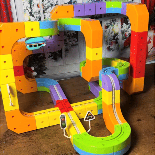 Orienia™ Creative Railway Train Set