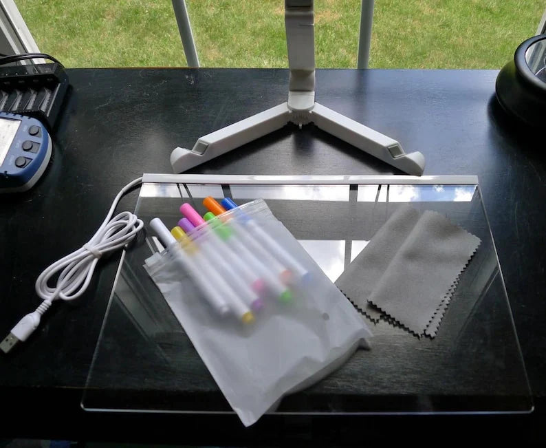 Orienia™ Creative Glow Board